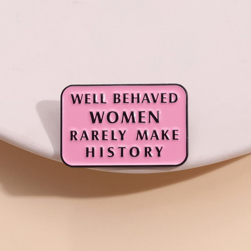 Girl-Power-Emaille-Broschen: F – Jewelry Making History Bewertung und Preis